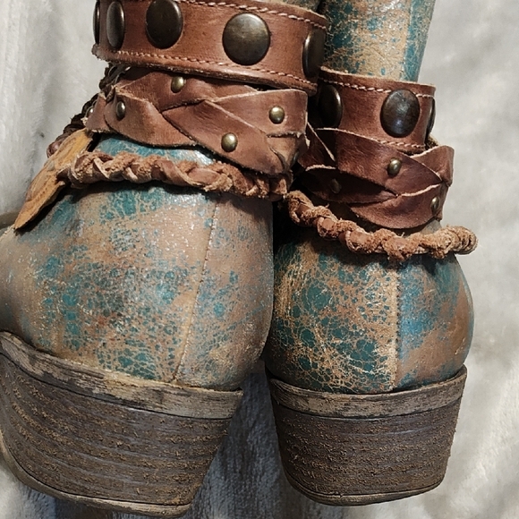 Circle G Women's Harness and Studded Booties - Round Toe Size 9 - Picture 12 of 13